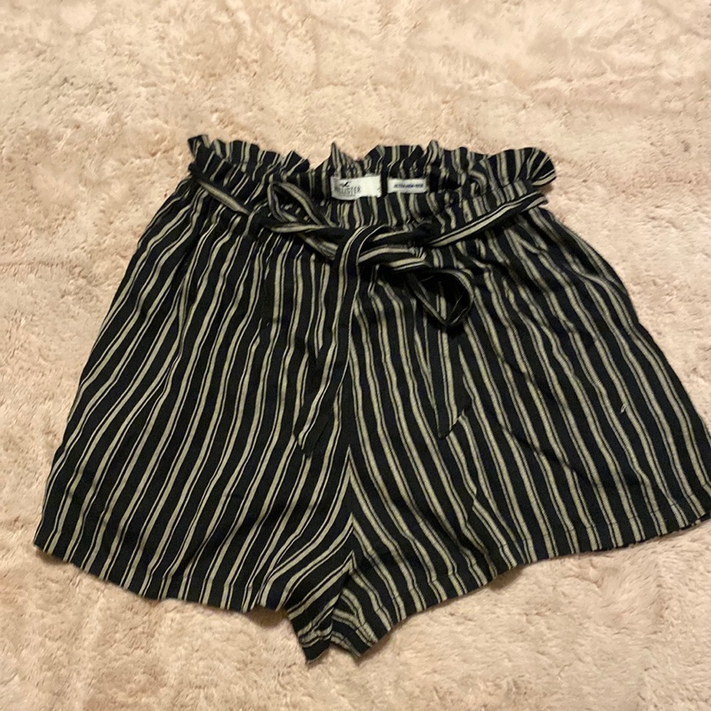 Hollister Ultra High-Rise Shorts